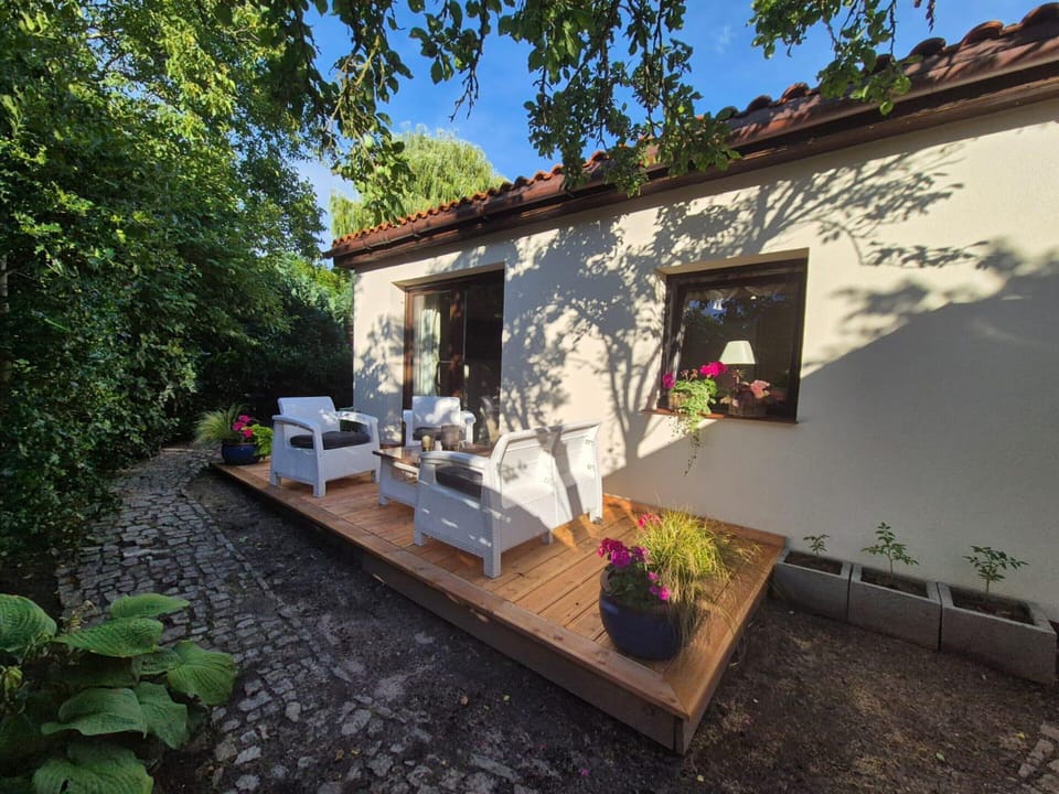 House | Balcony