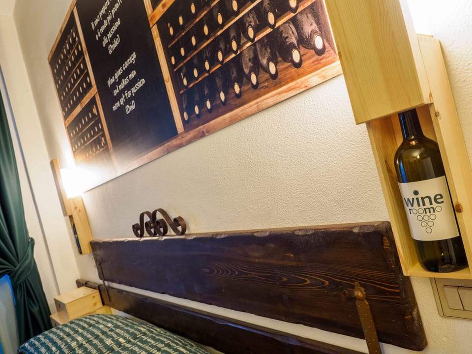 Triple Room | Hypo-allergenic bedding available, minibar, in-room safe, desk