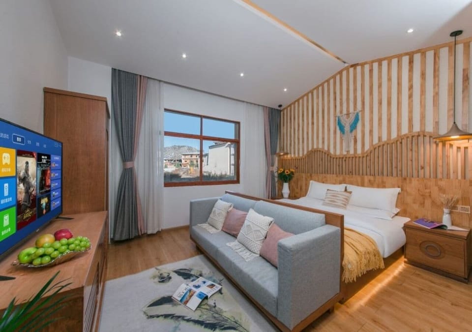 Superior Double Room, Hill View | In-room safe, desk, blackout drapes, soundproofing