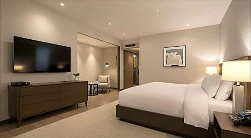 Superior Double Room, City View | Egyptian cotton sheets, premium bedding, down comforters