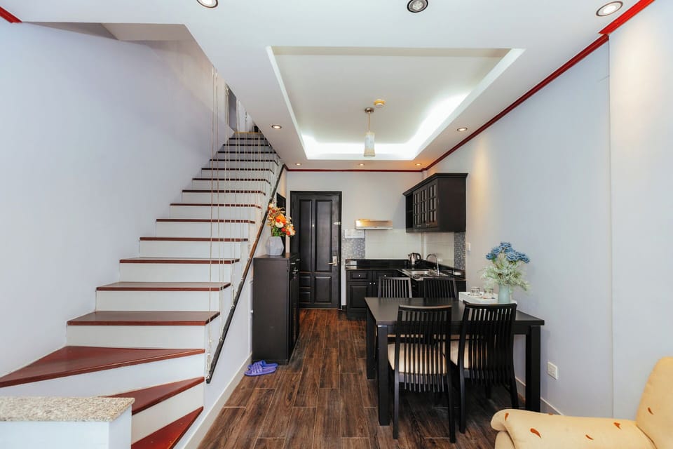 Deluxe Apartment | In-room safe, blackout drapes, free WiFi
