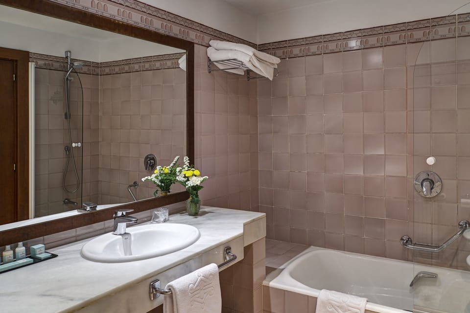 Hair dryer, towels