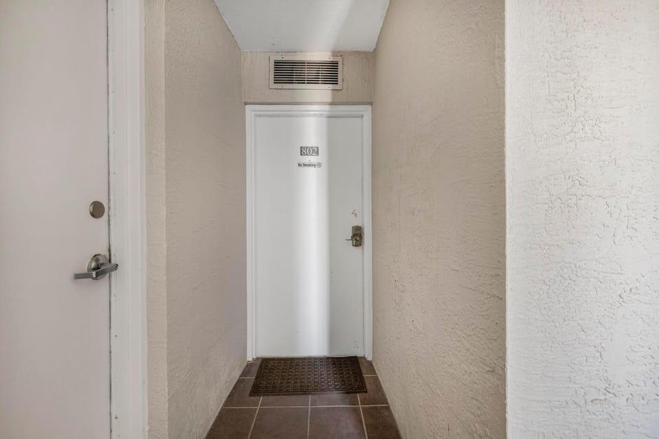 Condo, 1 Queen Bed with Sofa bed (Westwind 802) | Interior