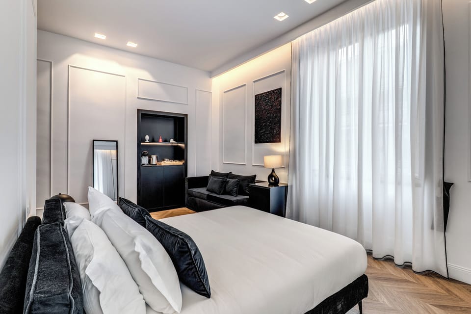 Superior Quadruple Room, City View | Desk, soundproofing, free WiFi