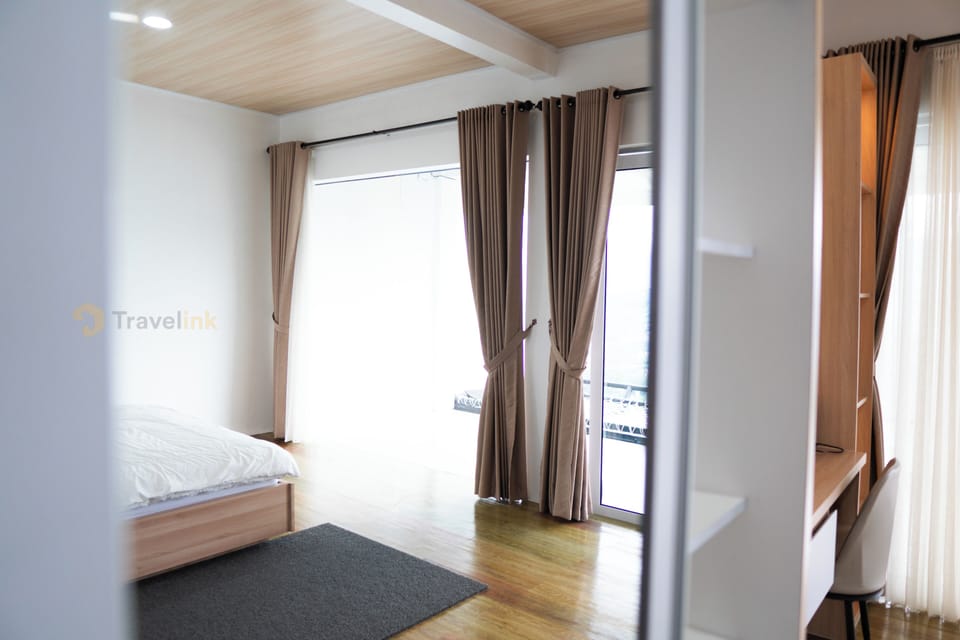 Double Room, Balcony, Valley View | Desk, laptop workspace, soundproofing, iron/ironing board