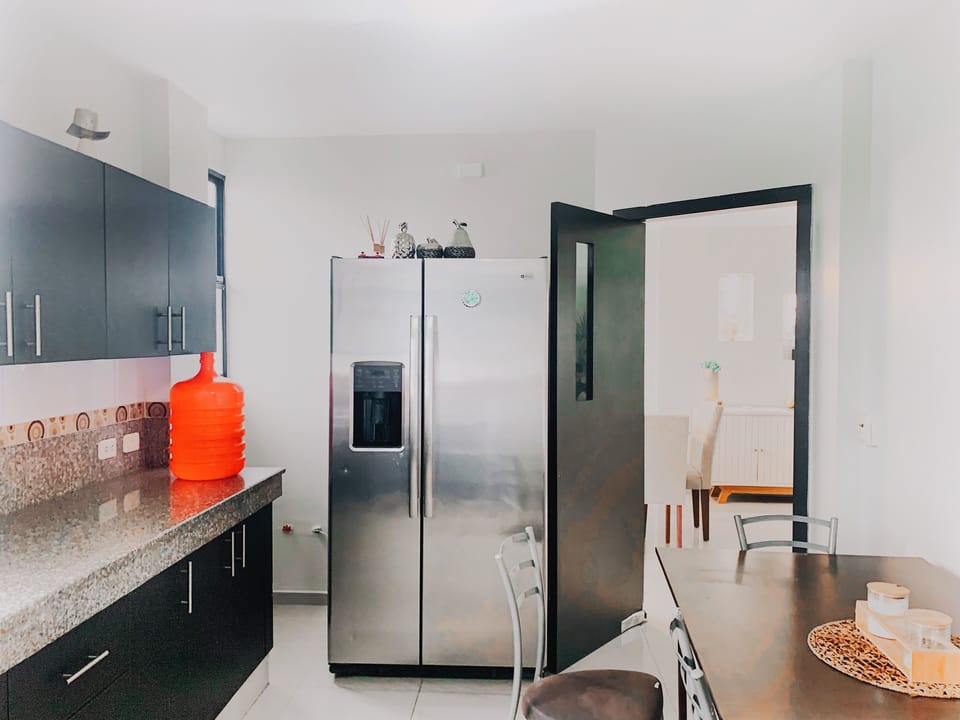 Family House, Private Pool | Private kitchen