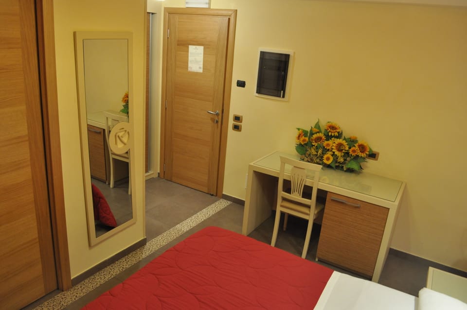 Minibar, in-room safe, desk, blackout drapes