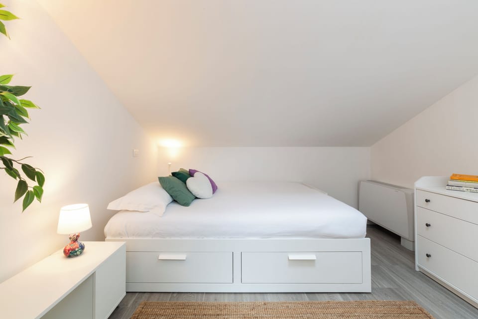 Deluxe Condo | Desk, laptop workspace, iron/ironing board, free WiFi