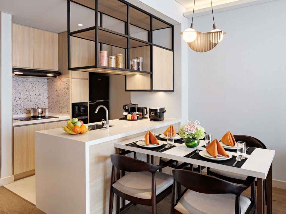 Full-size fridge, microwave, stovetop, espresso maker
