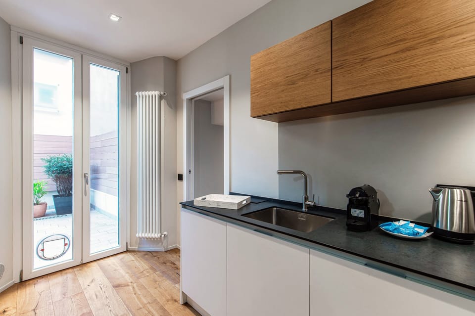 Apartment | Private kitchen | Full-size fridge, oven, stovetop, dishwasher
