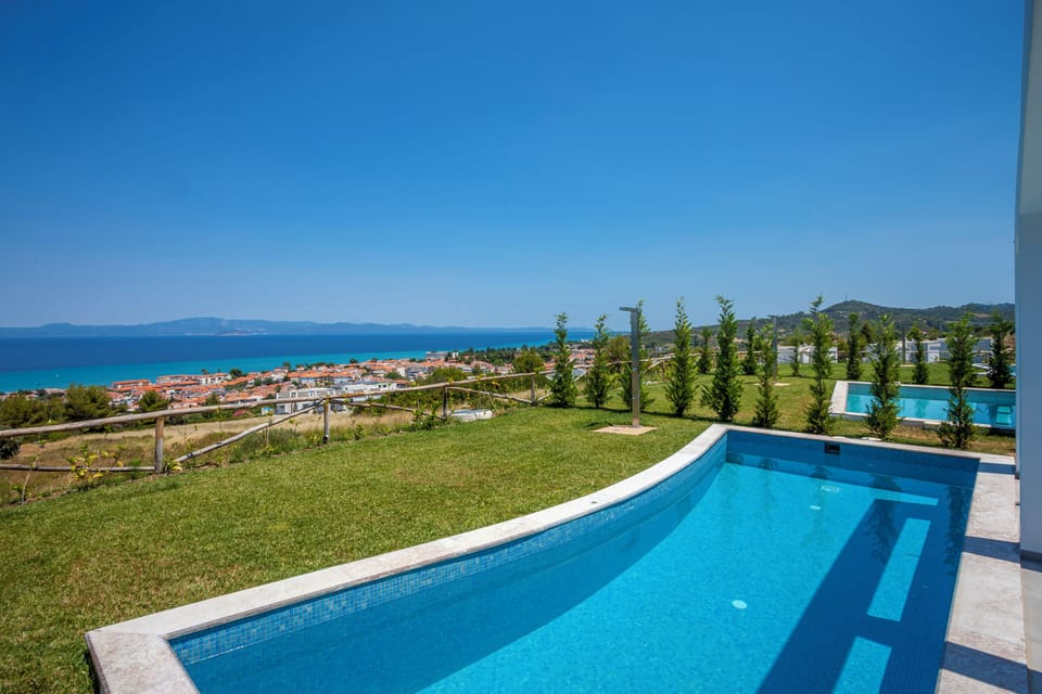 Private pool
