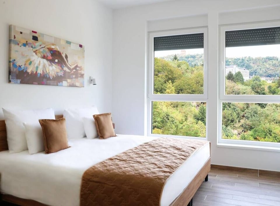 Standard Double Room | Free WiFi, bed sheets
