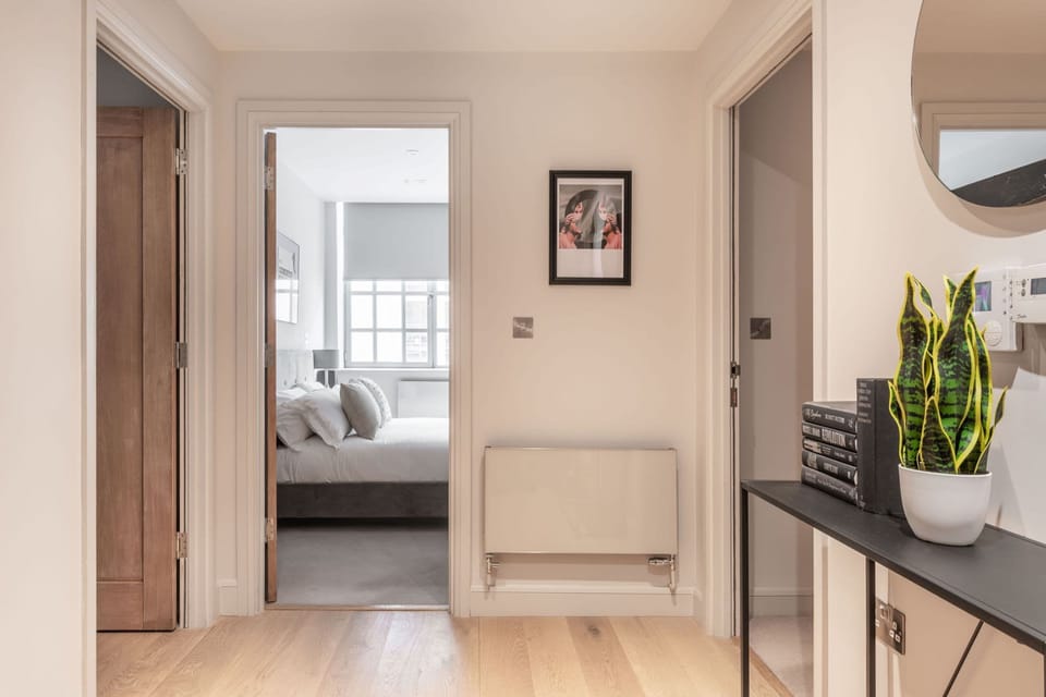 House | 2 bedrooms, desk, Internet