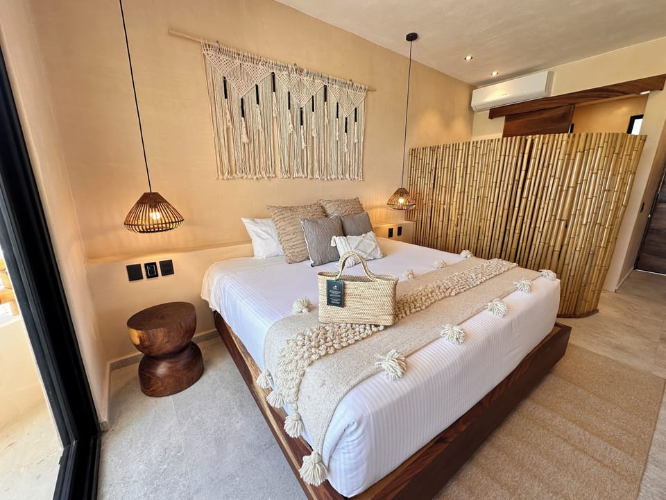 Superior Room | Premium bedding, minibar, in-room safe, individually decorated