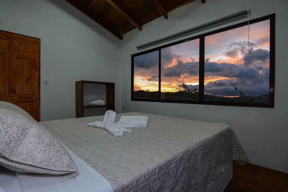 Comfort Apartment, Balcony, Mountain View | 2 bedrooms, laptop workspace, free WiFi