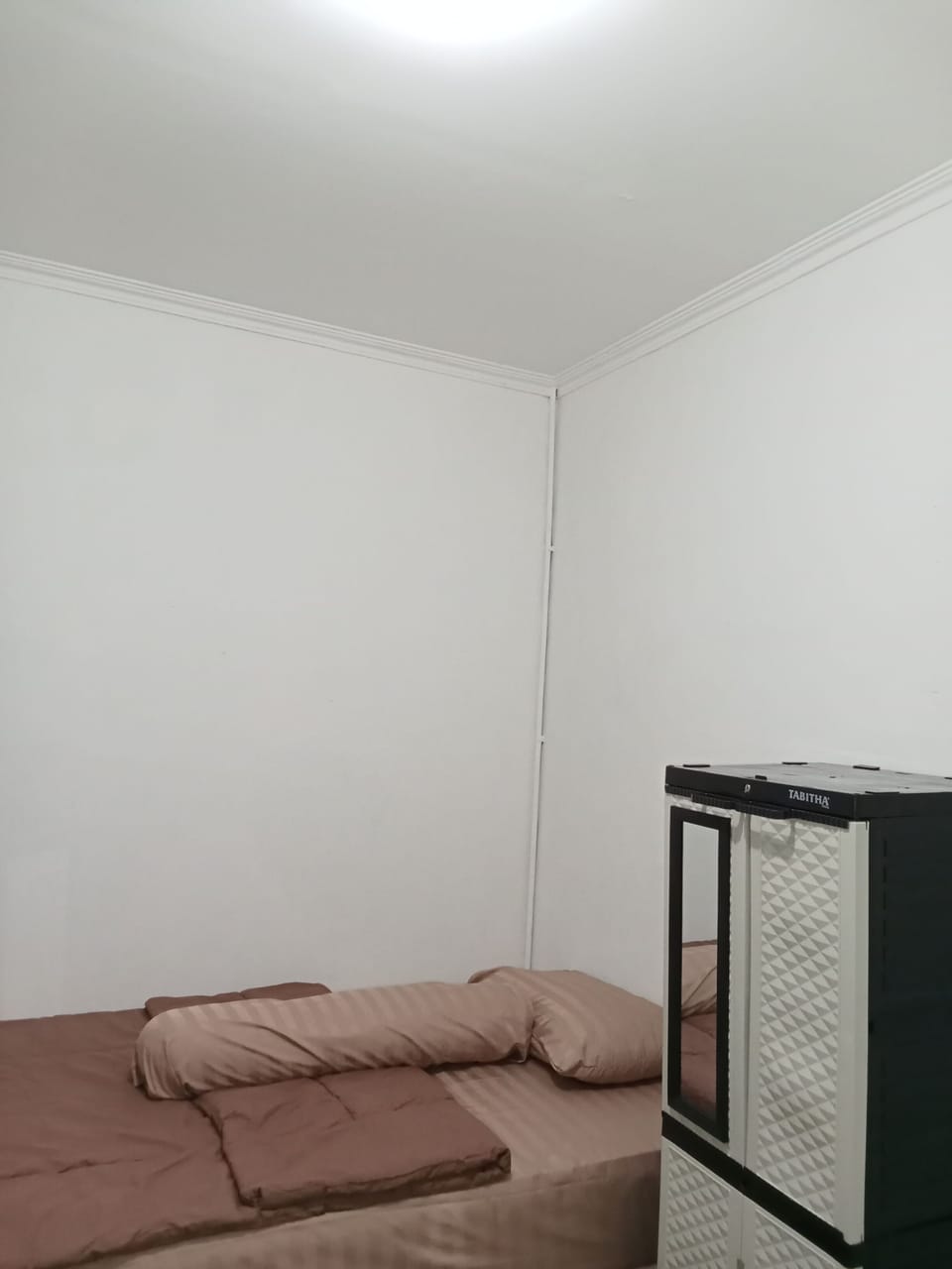 Standard Single Room | Free WiFi