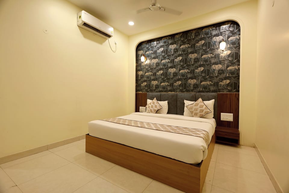 Comfort Double Room, City View | Egyptian cotton sheets, premium bedding, down comforters, desk