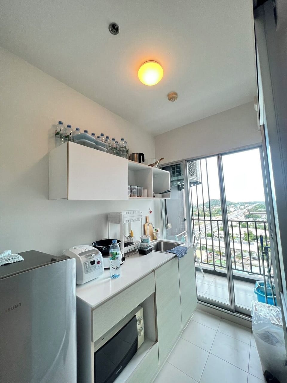 Condo, Non Smoking, Partial Sea View | Private kitchen | Electric kettle