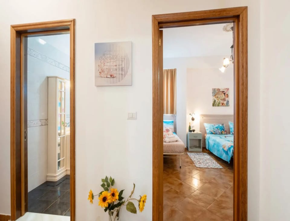 Room, 1 Bedroom, Smoking, Patio | 1 bedroom