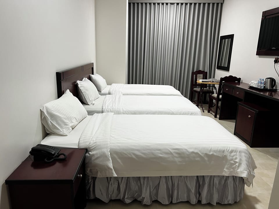 Comfort Triple Room | Desk, WiFi (free)