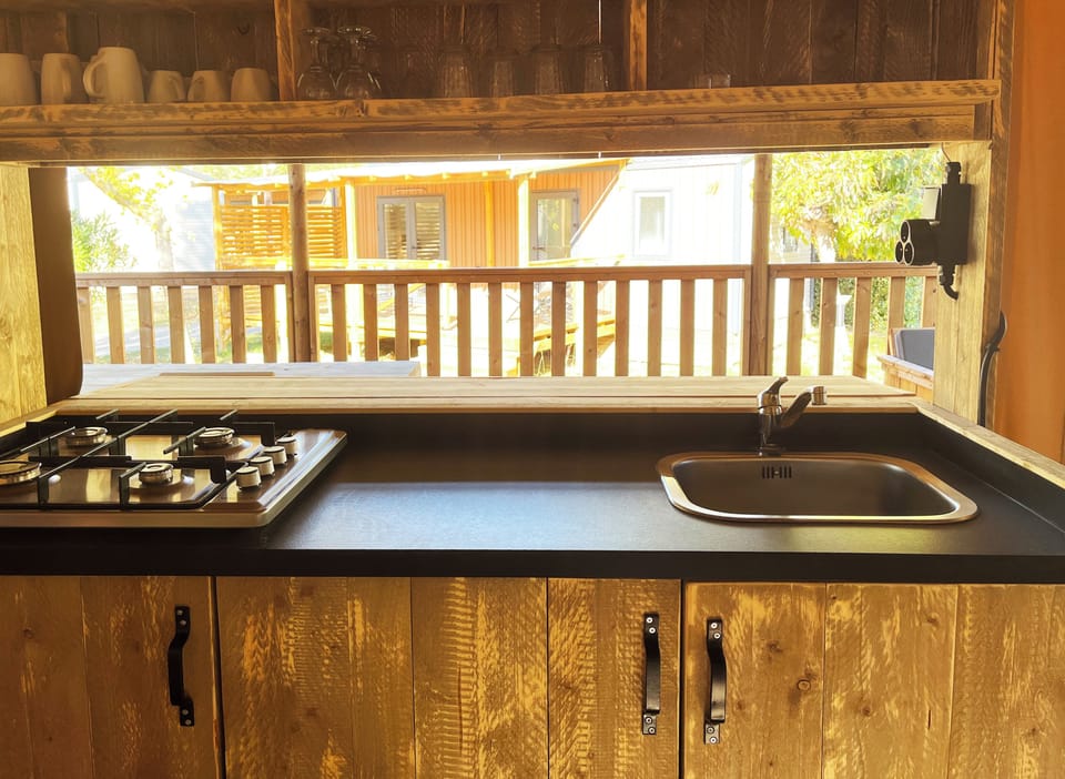 Private kitchenette