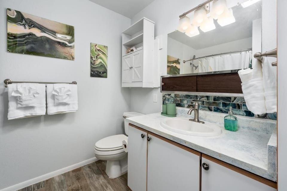Big Island Fairway Terrace A-202 2 Bedroom Condo Apartment in Waikoloa Village