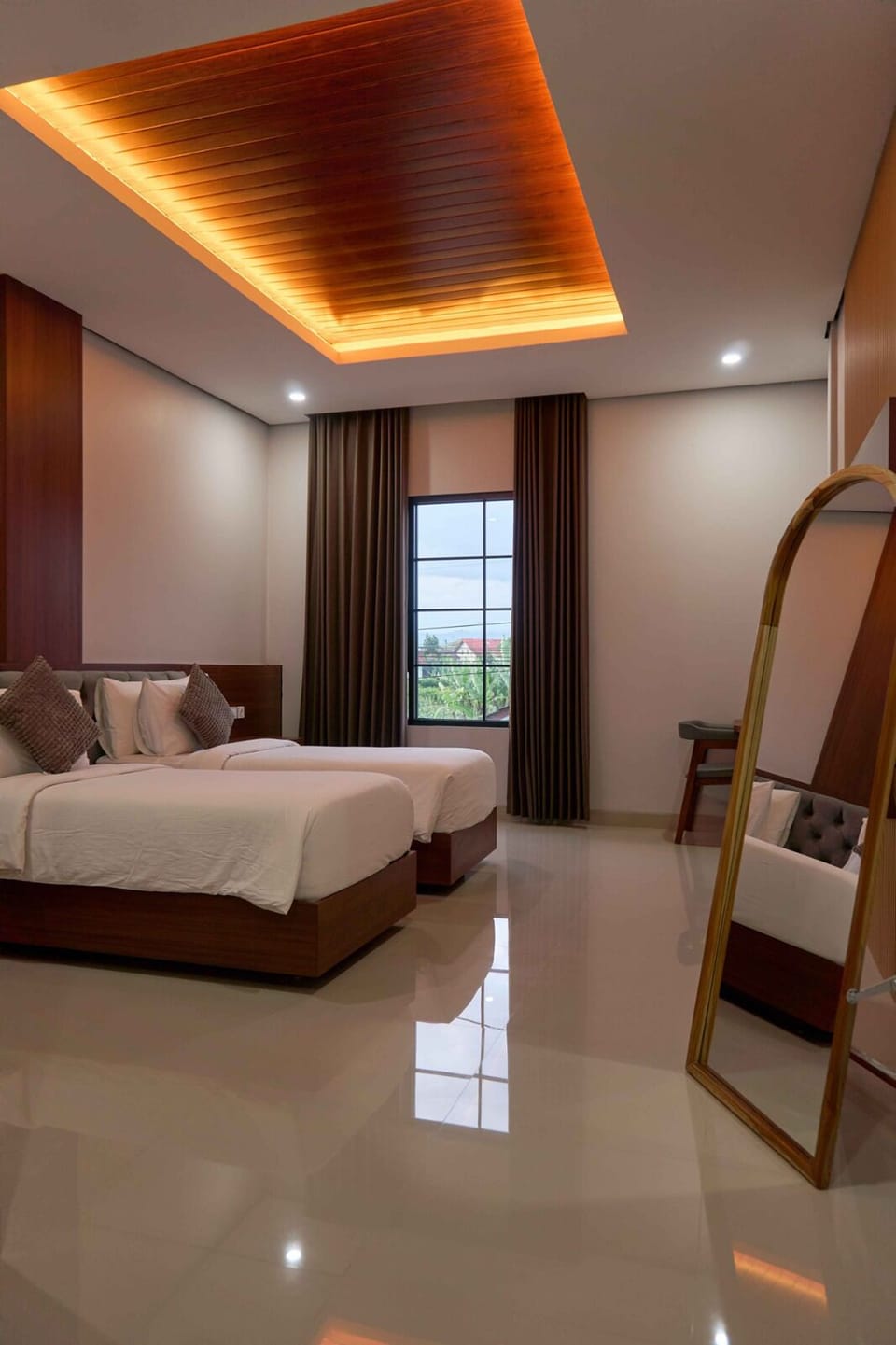 Deluxe Twin Room | Desk, free WiFi