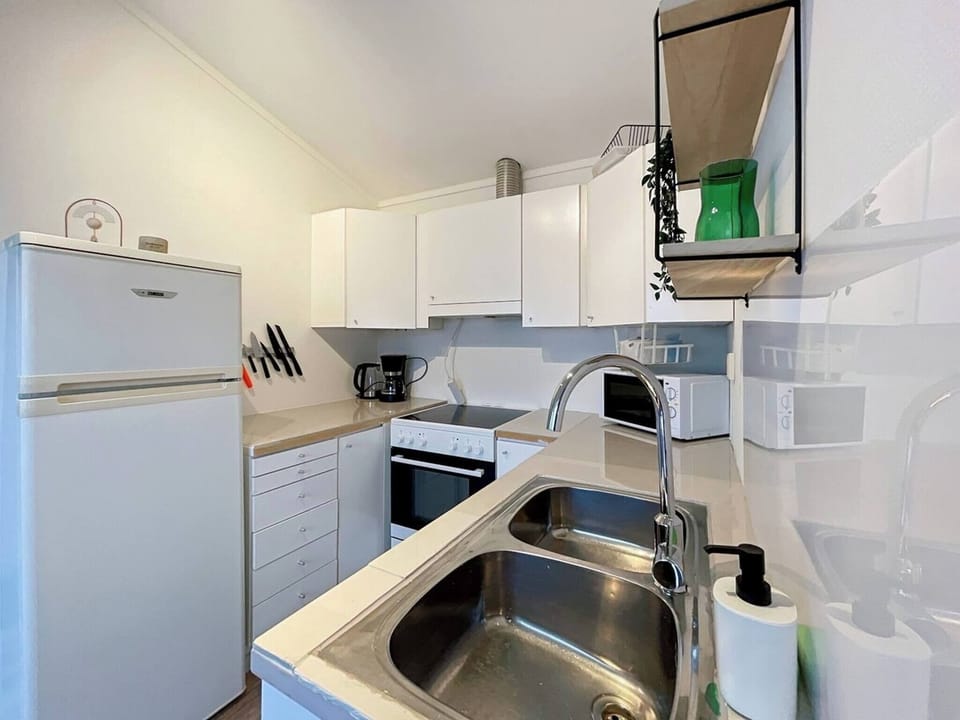 House, 2 Bedrooms, City View | Interior