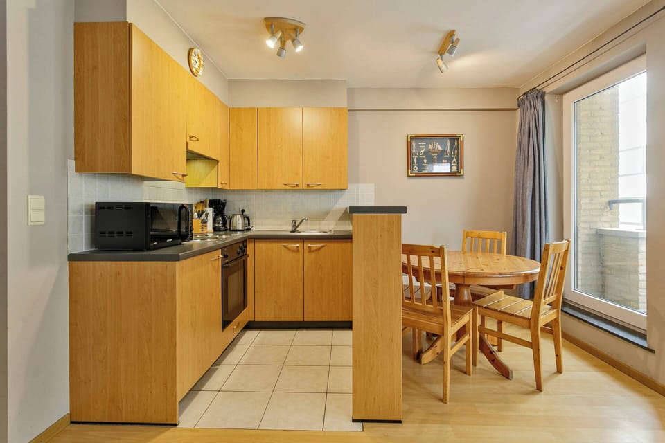 Apartment | Dining