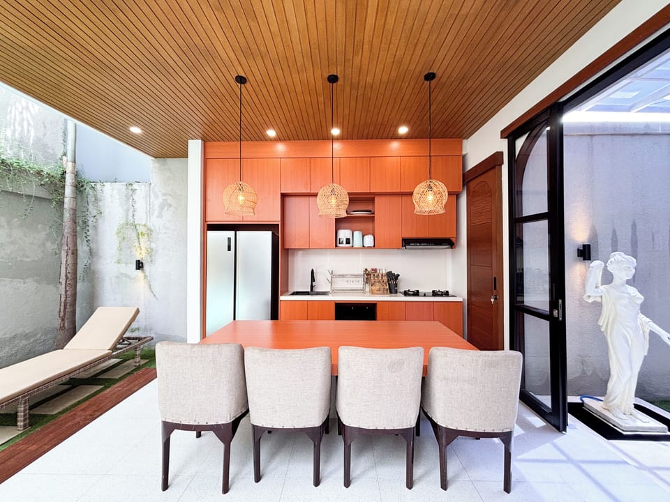Design Villa, Pool View | Private kitchen | Fridge, microwave, stovetop, electric kettle
