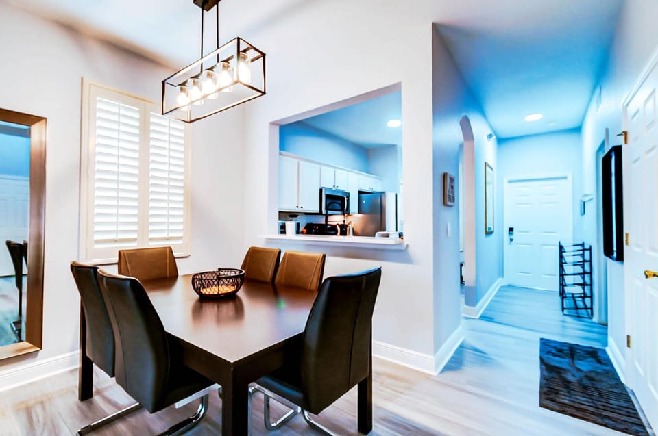 House | 4 bedrooms, high-speed internet