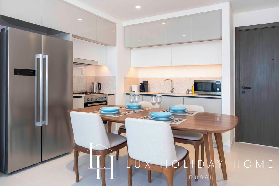 Apartment | Private kitchen | Electric kettle, toaster