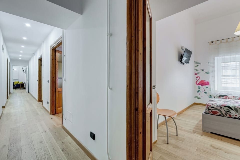 Apartment, 3 Bedrooms, Non Smoking | 3 bedrooms, iron/ironing board, WiFi (free)
