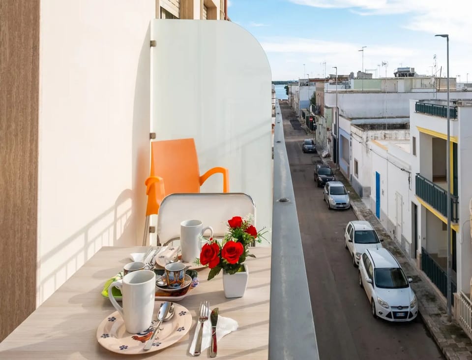 Room, 1 Bedroom, Smoking, Patio | Outdoor dining