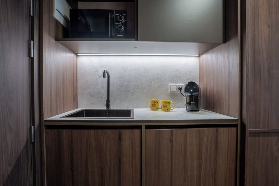 Premium Double Room | Desk, laptop workspace, free WiFi, bed sheets