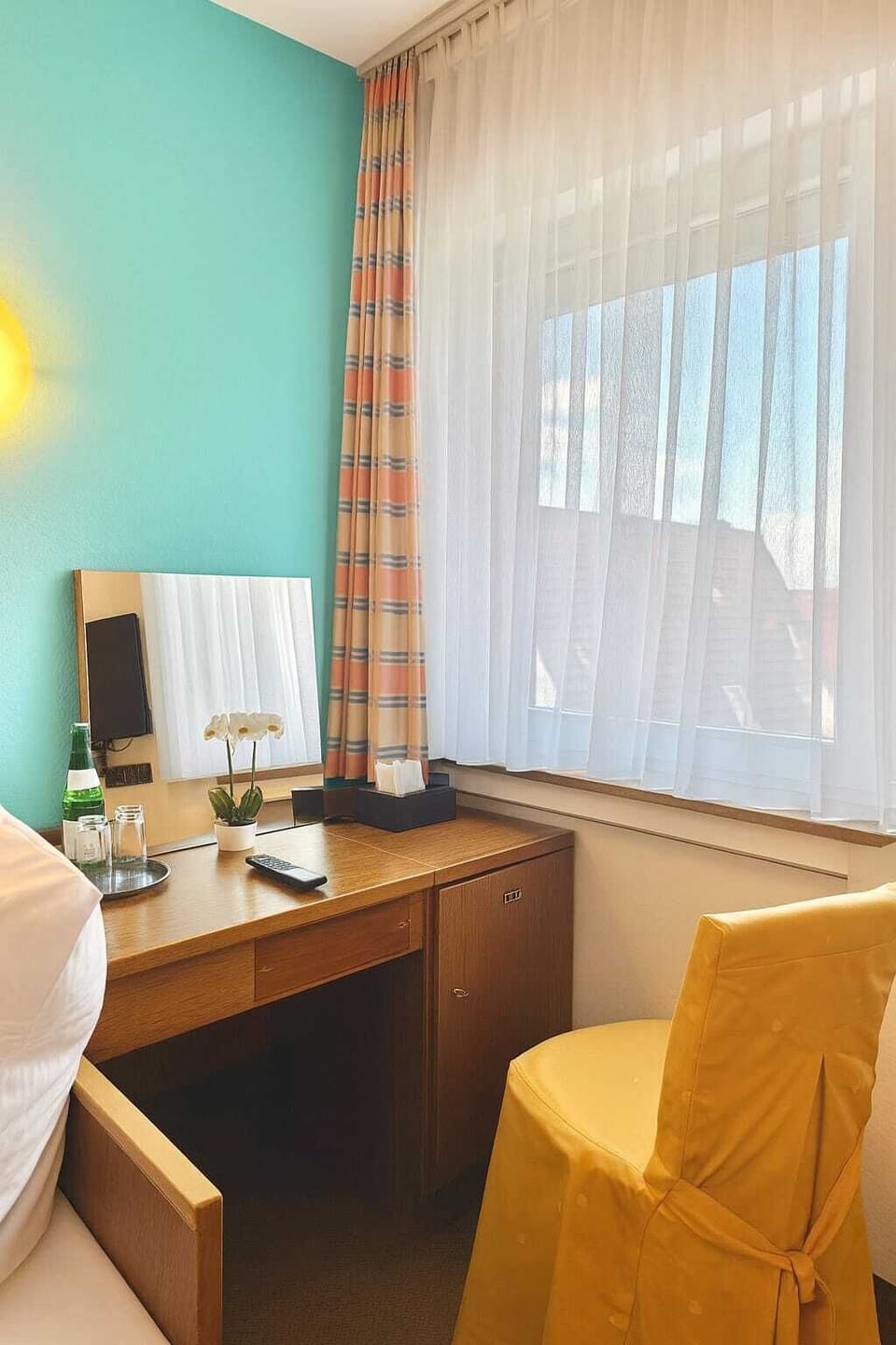 Deluxe Twin Room | Hypo-allergenic bedding, desk, laptop workspace, soundproofing