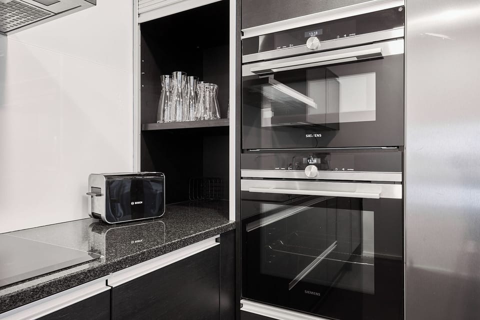 Deluxe Duplex, Golf View | Microwave