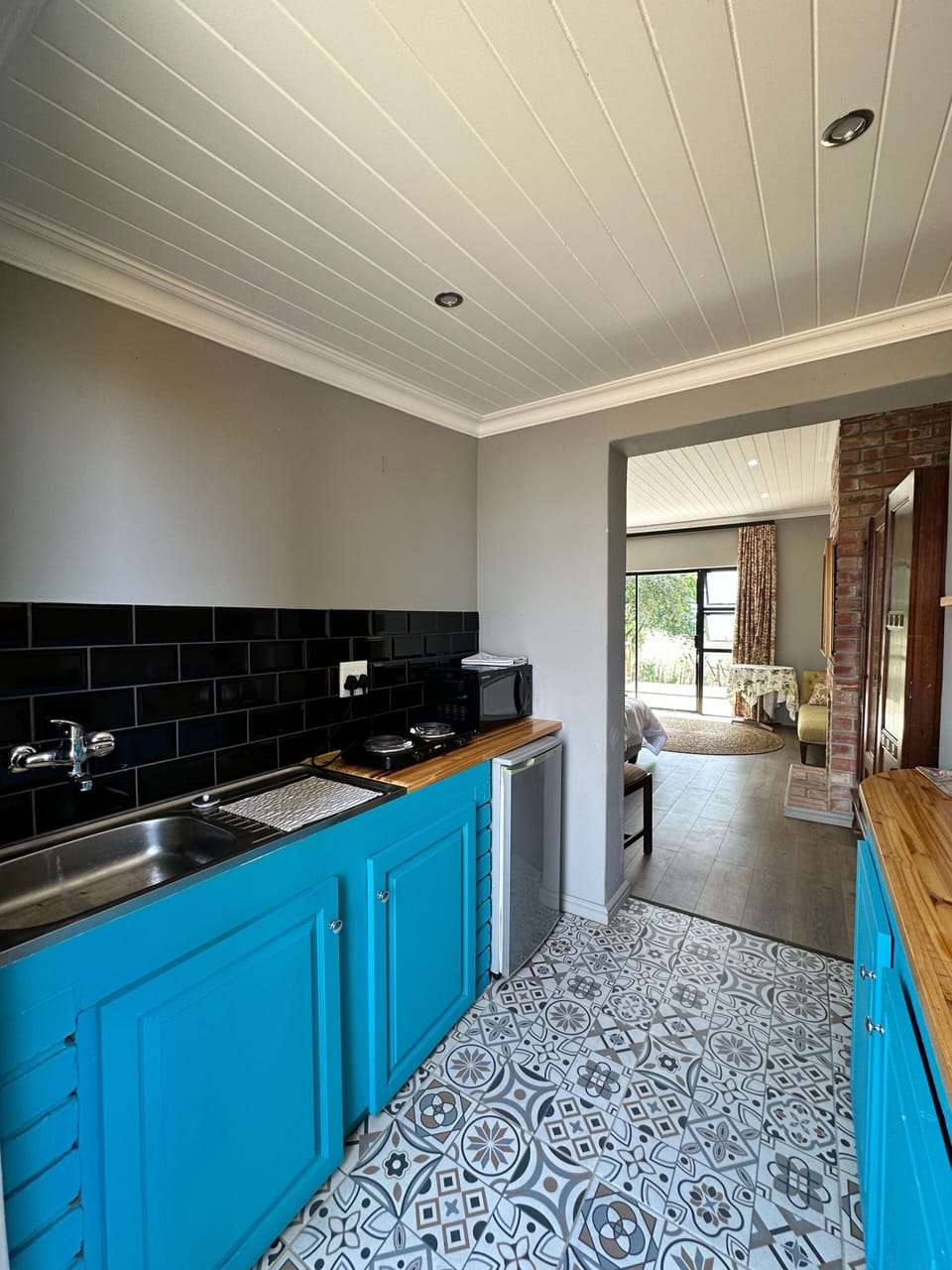 Cabin, 2 Bedrooms, Smoking, Balcony | Interior