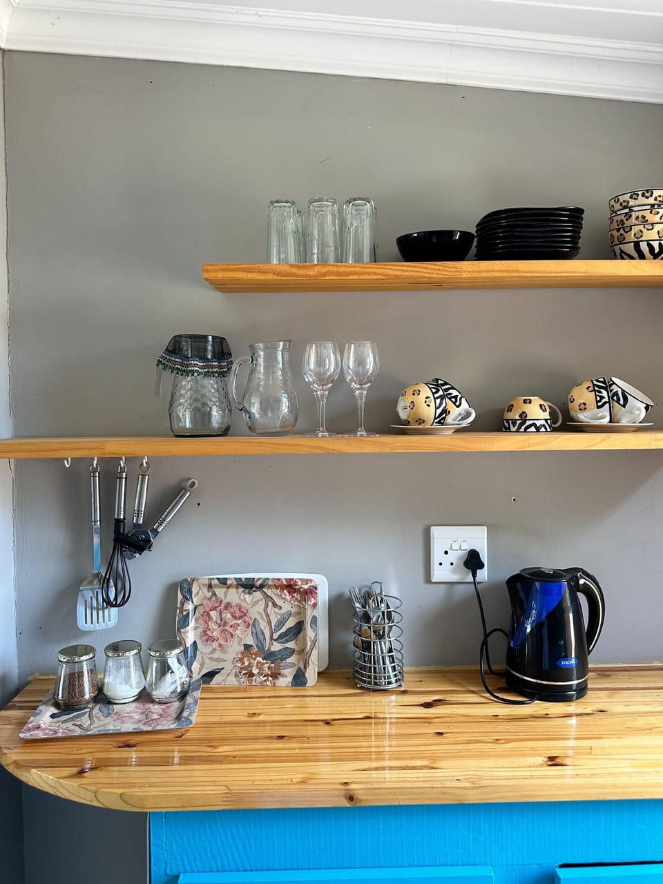 Cabin, 2 Bedrooms, Smoking, Balcony | Interior