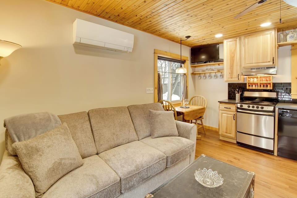 House (1 Bedroom) | Interior