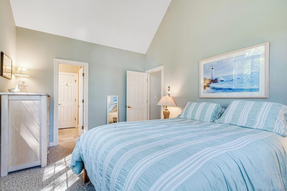 House, Multiple Beds, Kitchen, Garden View | 4 bedrooms, individually decorated, individually furnished