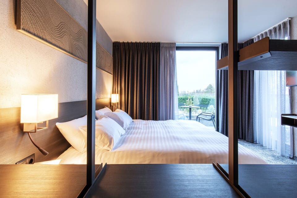 Double Room, Balcony | Minibar, in-room safe, desk, laptop workspace