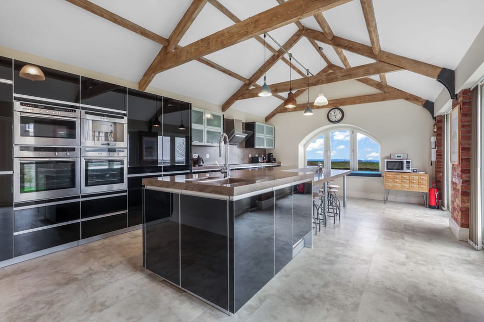 Cottage | Private kitchen | Coffee/tea maker, electric kettle, toaster