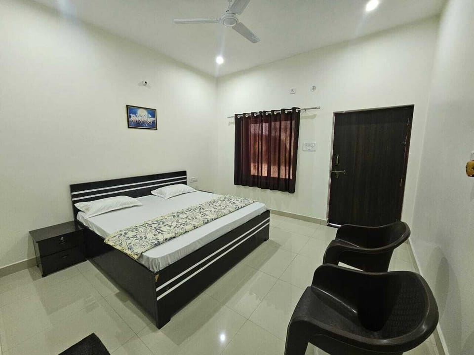 Family Single Room, Garden View