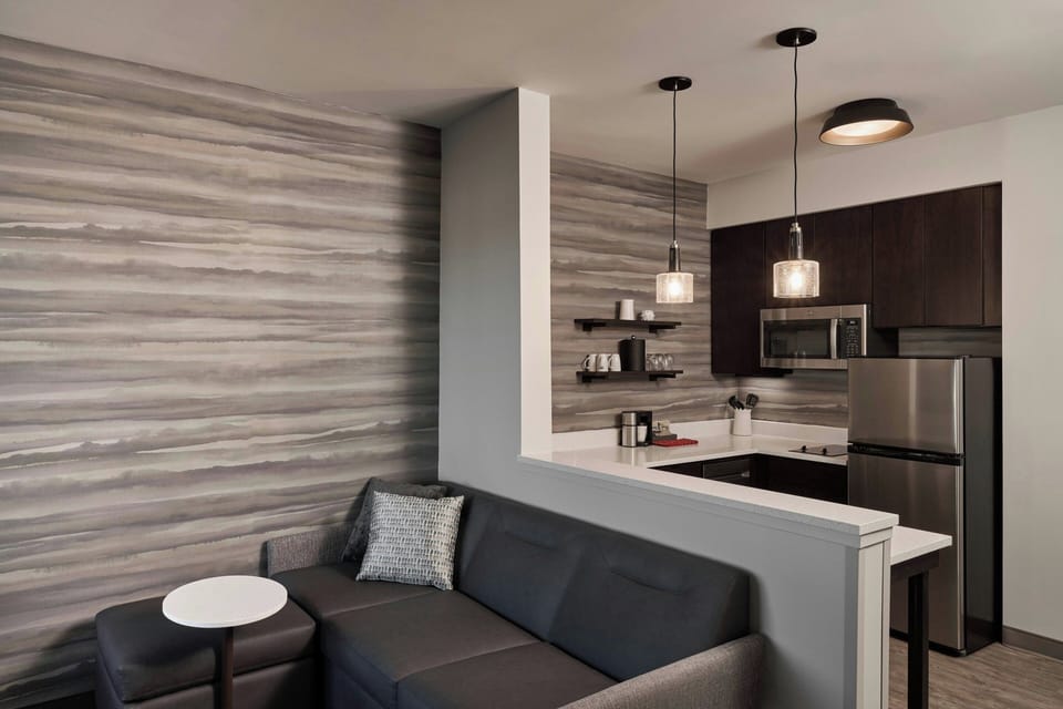 Studio, 1 King Bed with Sofa bed | Private kitchen