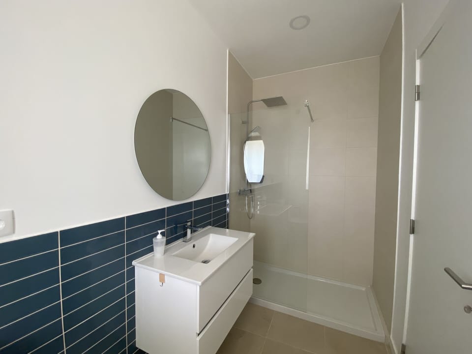 Family Suite, Ensuite | Bathroom