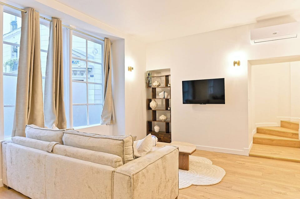 Apartment | Living area