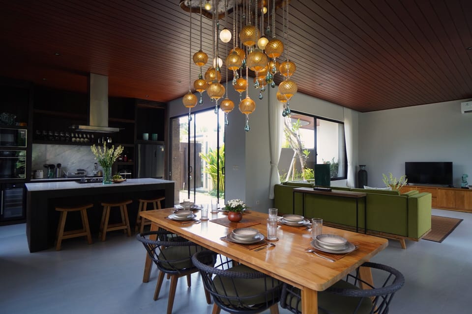 Luxury Villa, 3 Bedrooms, Pool View | In-room dining