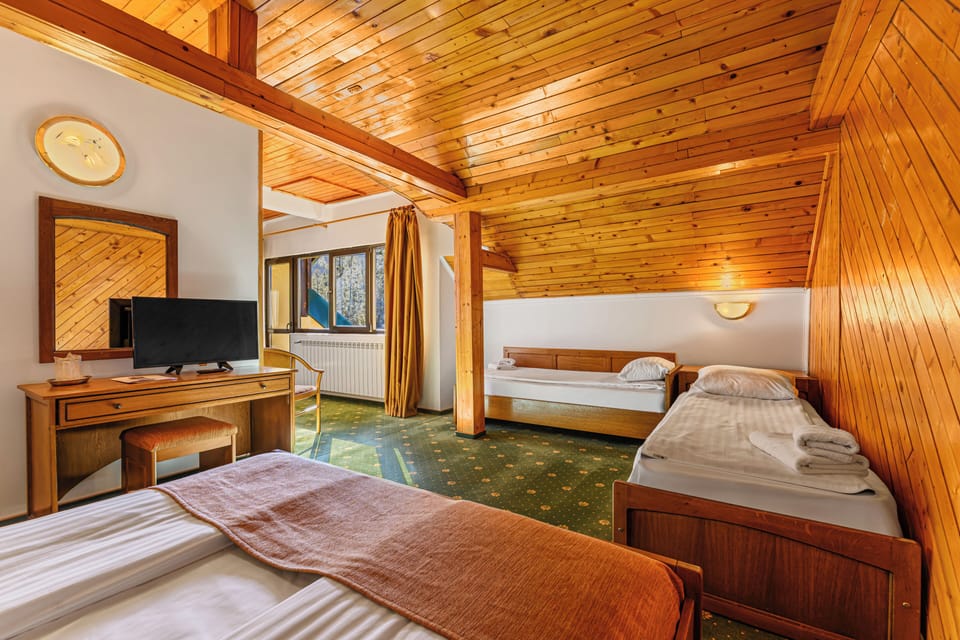 Family Suite, Balcony, Mountain View | Desk, laptop workspace, free WiFi