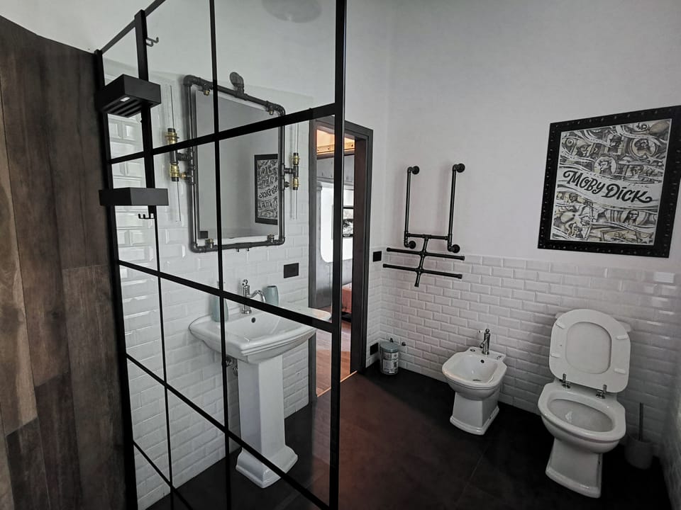 Deluxe Double Room, Balcony, Garden View | Bathroom | Shower, hair dryer, towels, soap